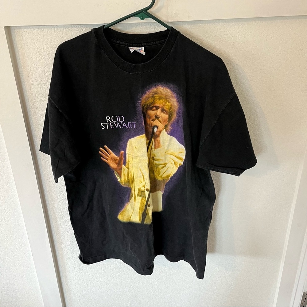 Vintage Hanes 1992 Rod Stewart Men's XL T-shirt.